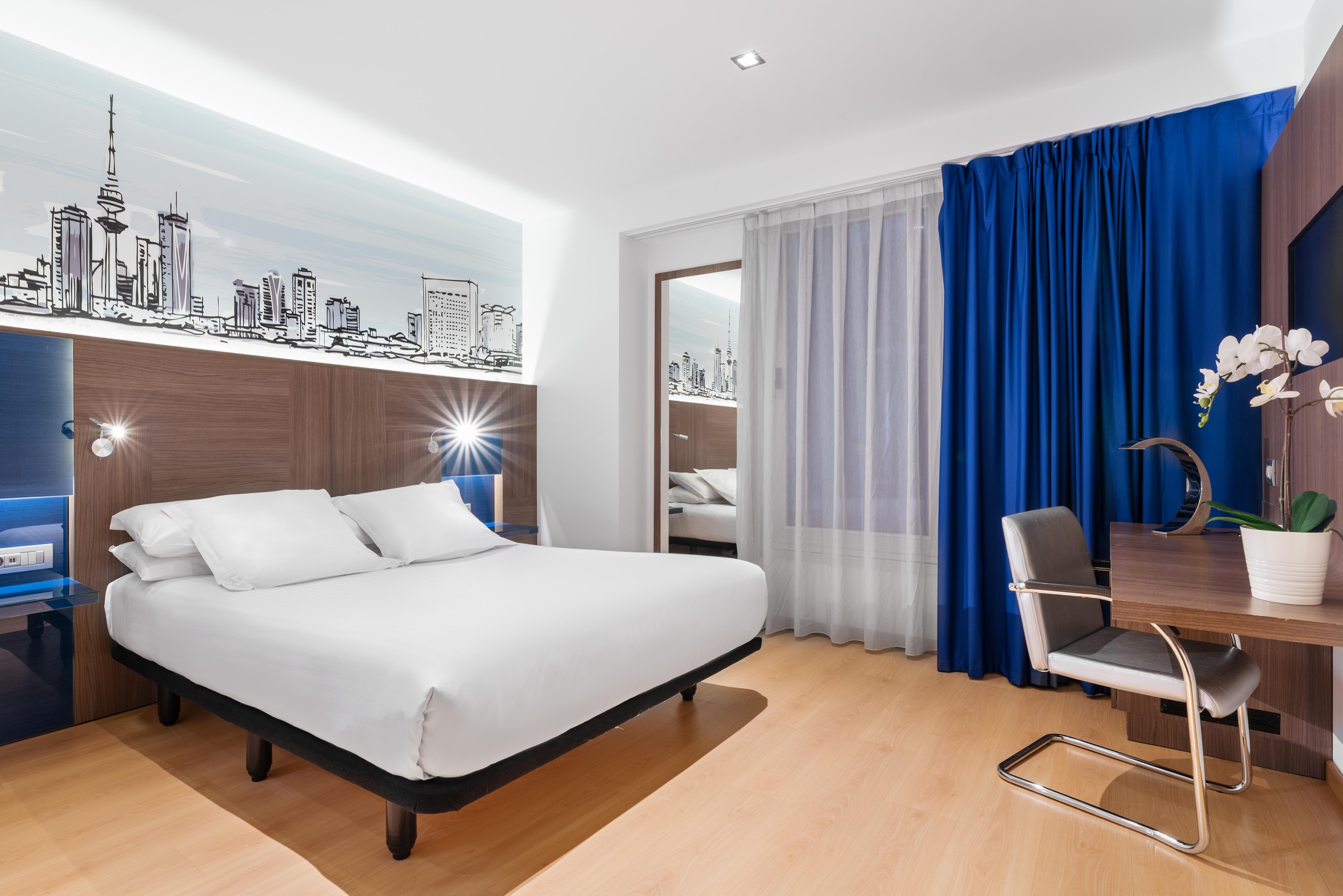 Eurostars Blue Coruna Hotel โอโกรูญา ภายนอก รูปภาพ