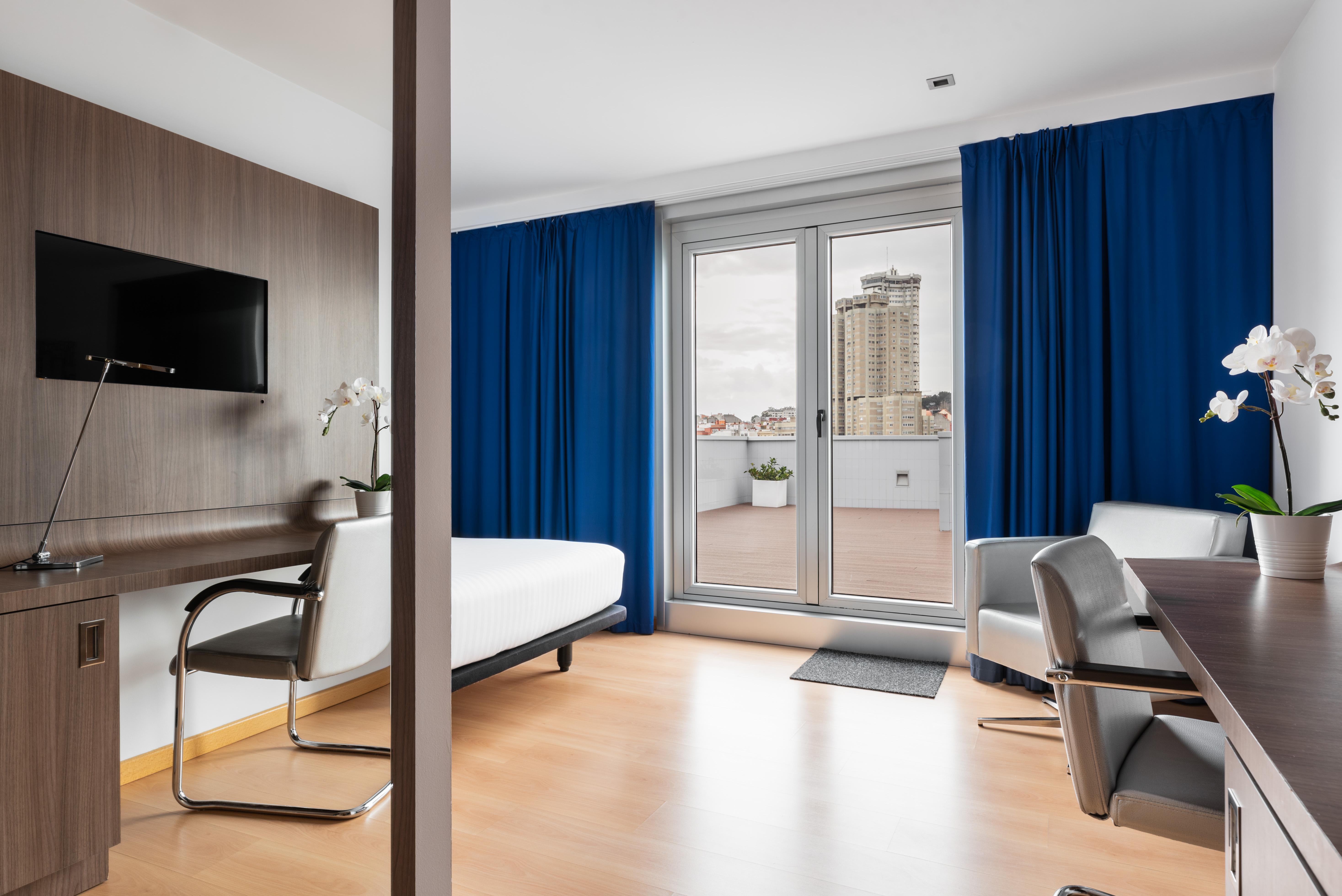 Eurostars Blue Coruna Hotel โอโกรูญา ภายนอก รูปภาพ